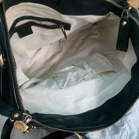 Gucci Handbag - Picture 7 of 10